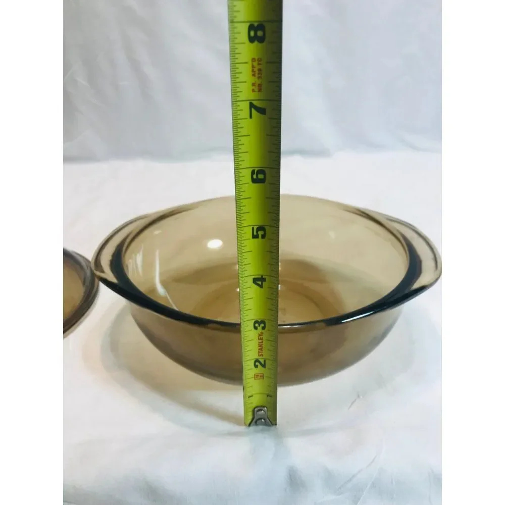 Vintage 1980’s Pyrex Visionware 023 1.5 qt. Amber covered dish with 623C lid.
